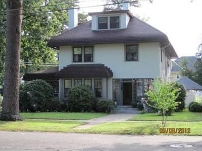 59 S Park Ave, Longmeadow, MA, 01106