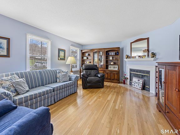 4th image of 319 Thomaston Road #95