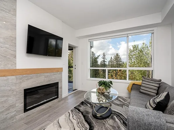 11641 227th St #315, Maple Ridge, BC V2X 2L9