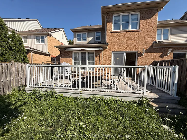 211 Chilcott Cres #MAIN 2ND FLOOR — Photo 26