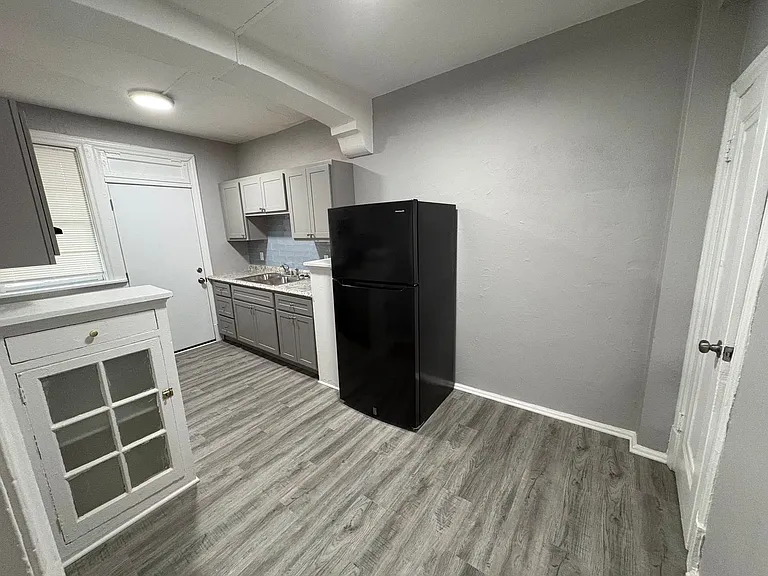 5345 Cabanne Ave — Photo 71