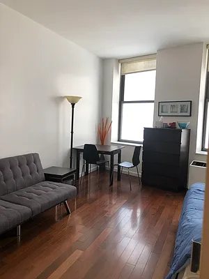 Rented by New York Residence | media 30