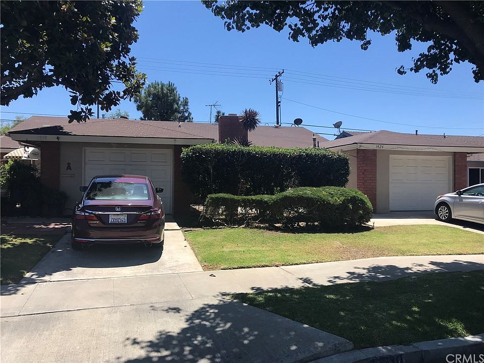 1st image of 1926 E Stearns Ave