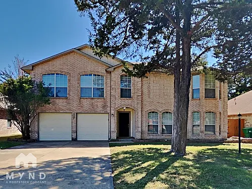 909 Shady Brook Ln Photo 1