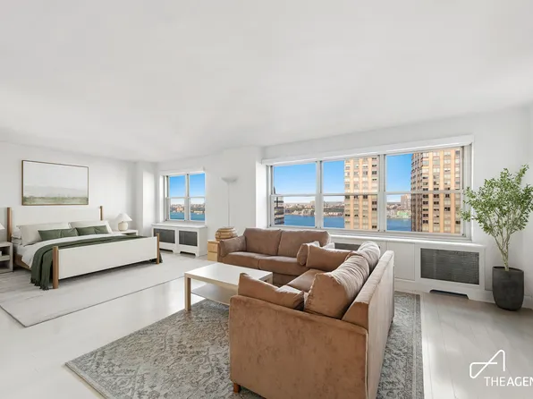 165 West End Avenue image 2 of 8