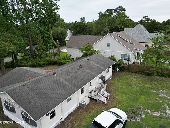 2nd image of 214 Trails End Road