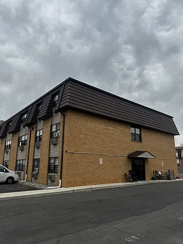 1106 W Saint Georges Ave #4B Photo 1