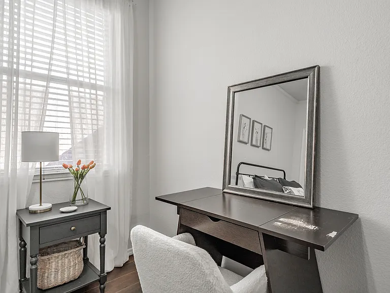 2304 Hickory Ct — Photo 22