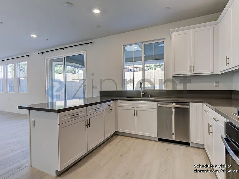 35431 Bains Ave — Photo 9
