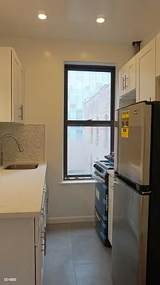 Rented by Citi Habitats | media 34