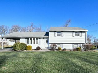 152 Hilltop Rd, Plainville, CT 06062