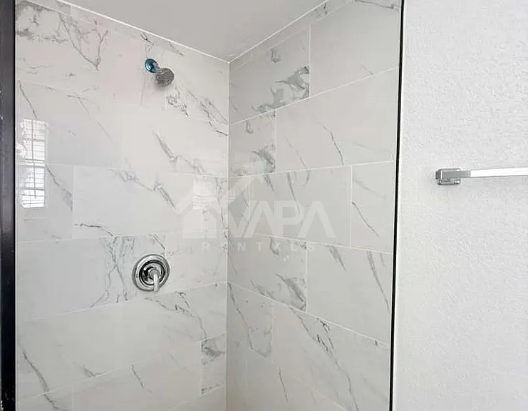 317 E Lindbergh Blvd — Photo 14