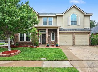 5201 White Sands Dr, Fort Worth, TX 76137