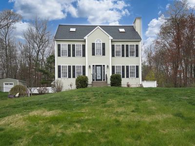 22 Countryside Drive, Pelham, NH, 03076