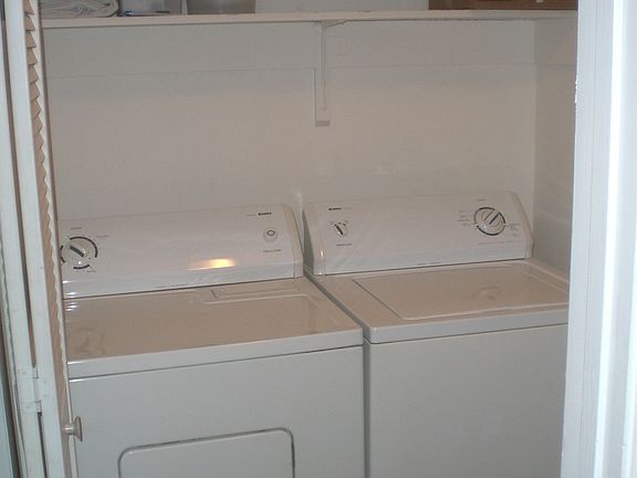 3rd image of 312 Westwood Dr