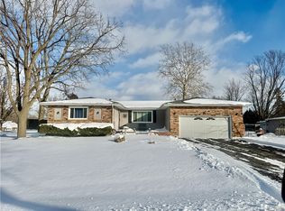 3210 Sharon Dr, Decatur, IL 62521