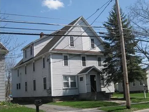 75 S Main St, Manchester, NY 14504