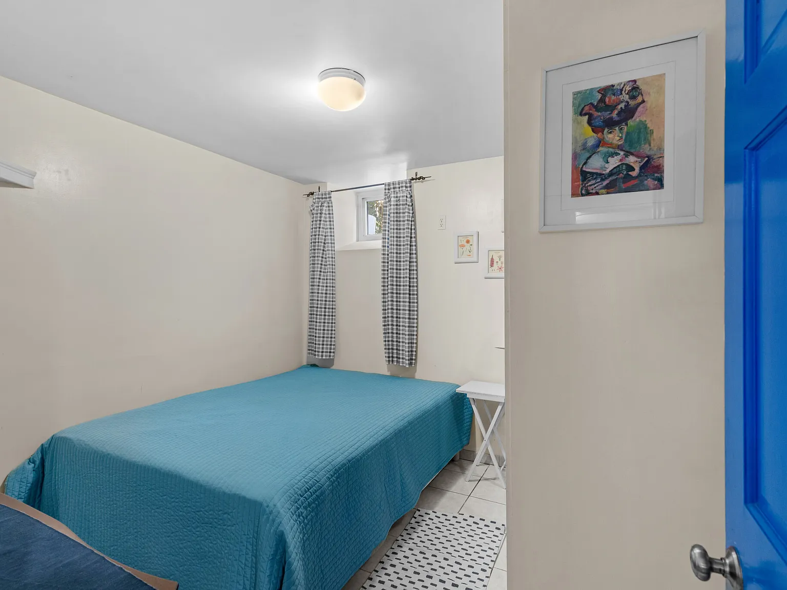 2 bed, 1100 sqft, $3,200 — Photo 2