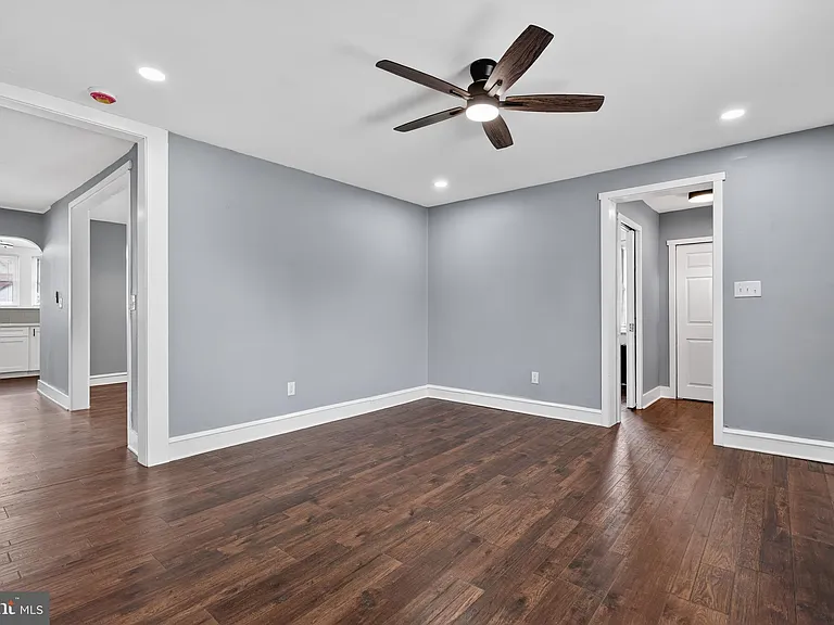 223 Noreg Pl — Photo 8