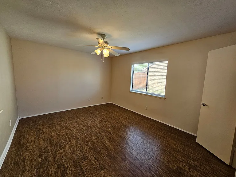 7713 Jerome Dr — Photo 28