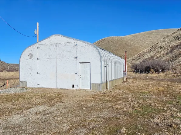 410 Mt Highway 382, Plains, MT 59859