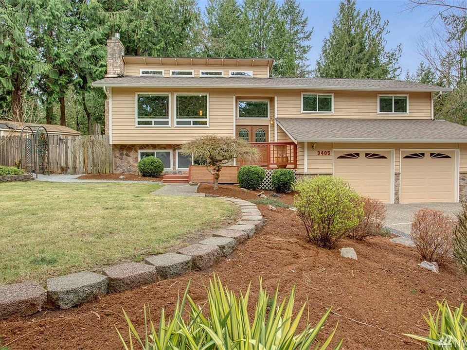 1st image of 3405 221st Ave SE