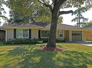 1819 De Milo Dr, Houston, TX 77018