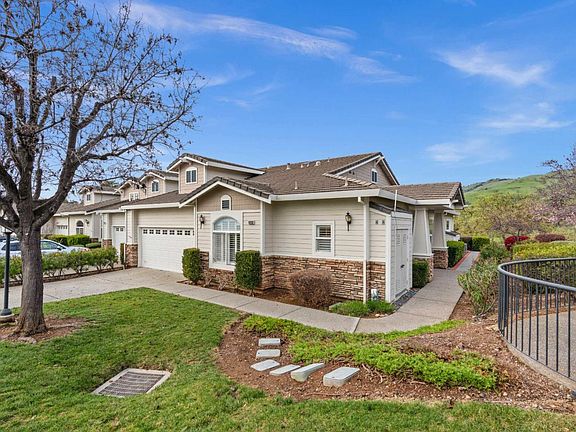 2nd image of 9008 Village View Dr