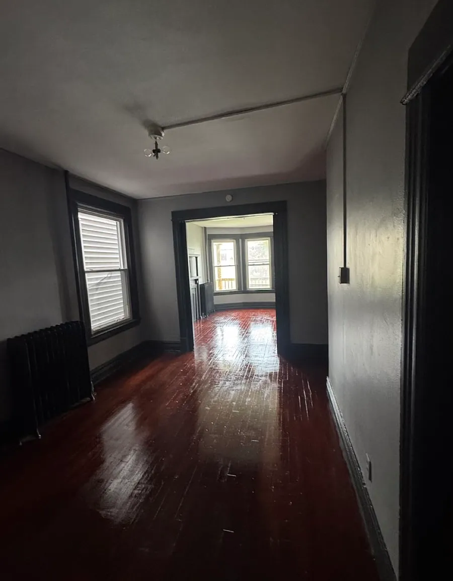 41-43 N Manning Blvd — Photo 3
