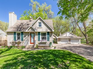 3021 Atwater St, Minnetonka, MN 55305