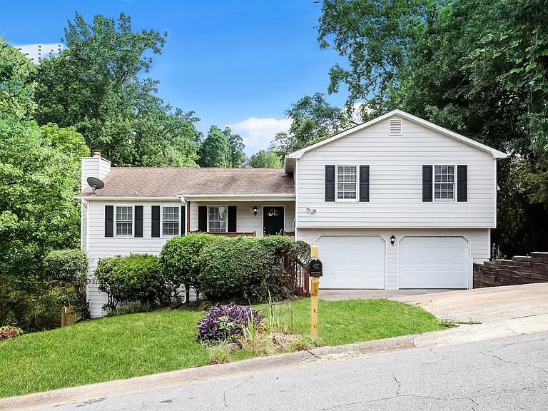 4282 Wrexham Ct — Photo 1