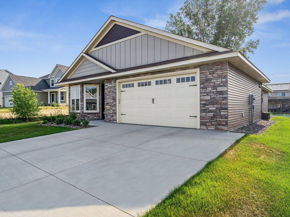 11093 Polk St NE, Blaine, MN 55434 MLS 6374992 Zillow