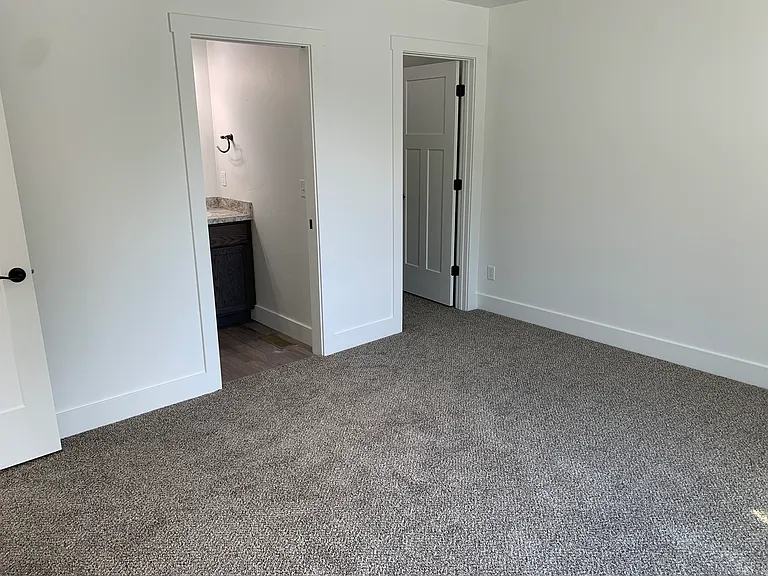 1704 S Woodland Dr — Photo 10