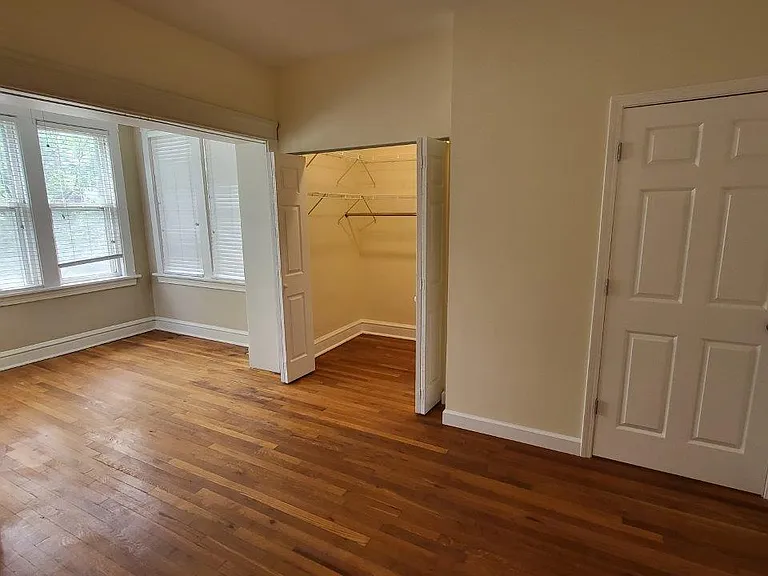Front bed