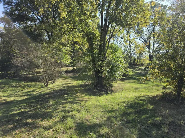 64735 Klinger Lake Rd, Centreville, MI 49032