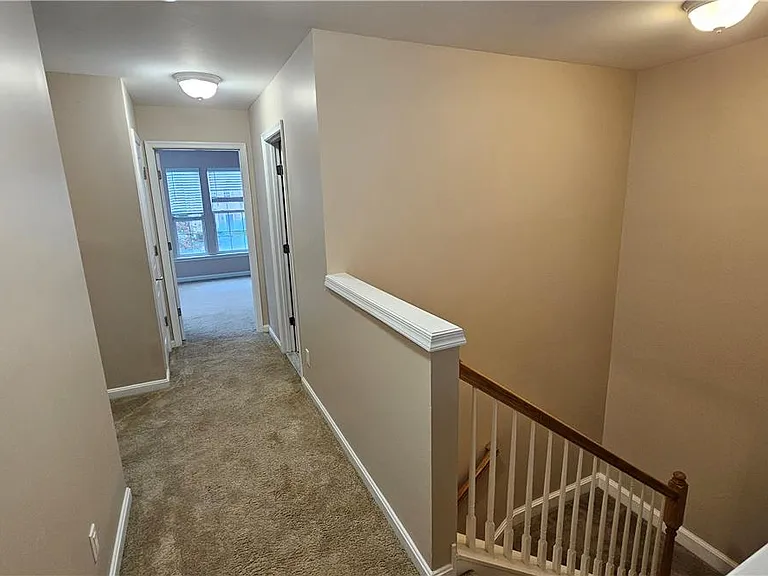 1814 Majestic Dr S — Photo 11