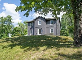 33 Johnny Cake Hollow Rd, Pine Plains, NY 12567