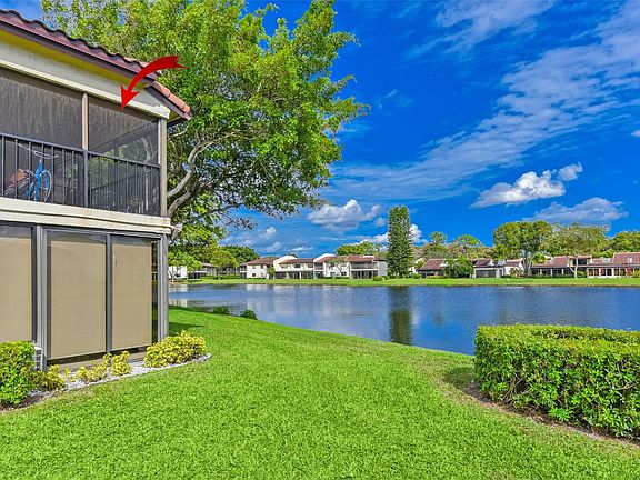 3rd image of 21827 Arriba Real #L