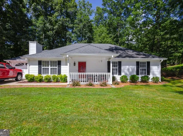 3243 Navajo Cir, Gainesville, GA 30501