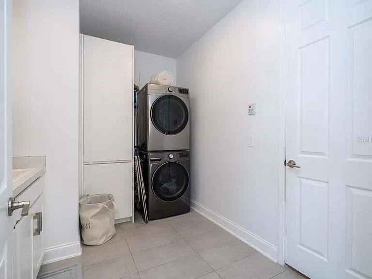 16870 Sanctuary Dr — Photo 45
