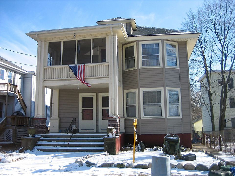 front of house 71 grant street