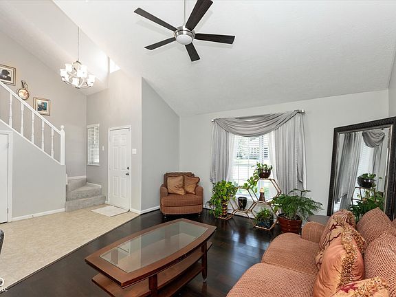 3rd image of 4002 Sunshine Ave