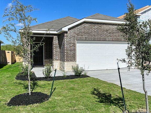3rd image of 13719 Birch Crossing