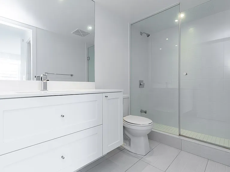 525 Adelaide St W #1111 — Photo 11