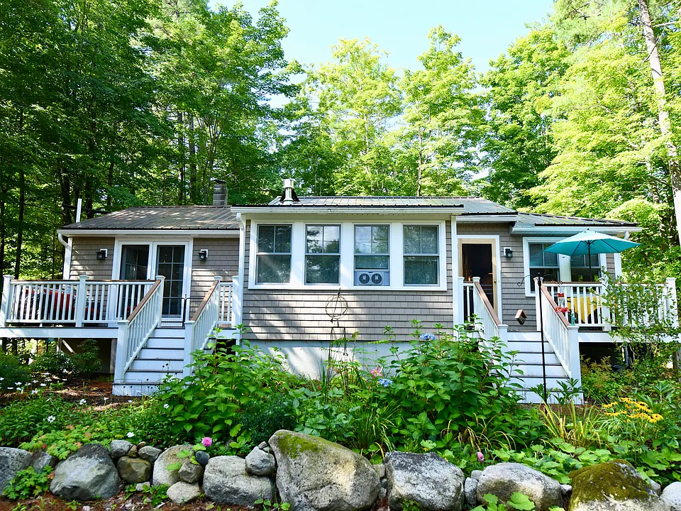 159 Meadow Rd