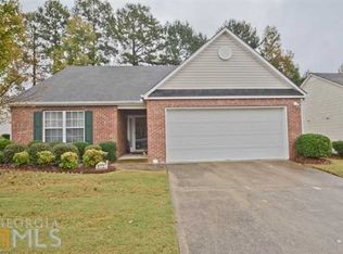 972 Village View Cir, Loganville, GA 30052
