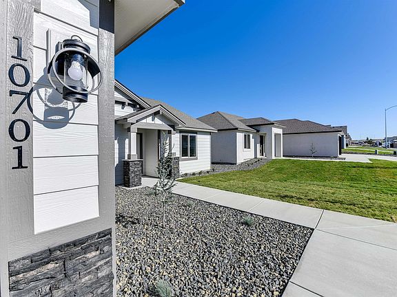 2nd image of 10701 Silverbright Dr