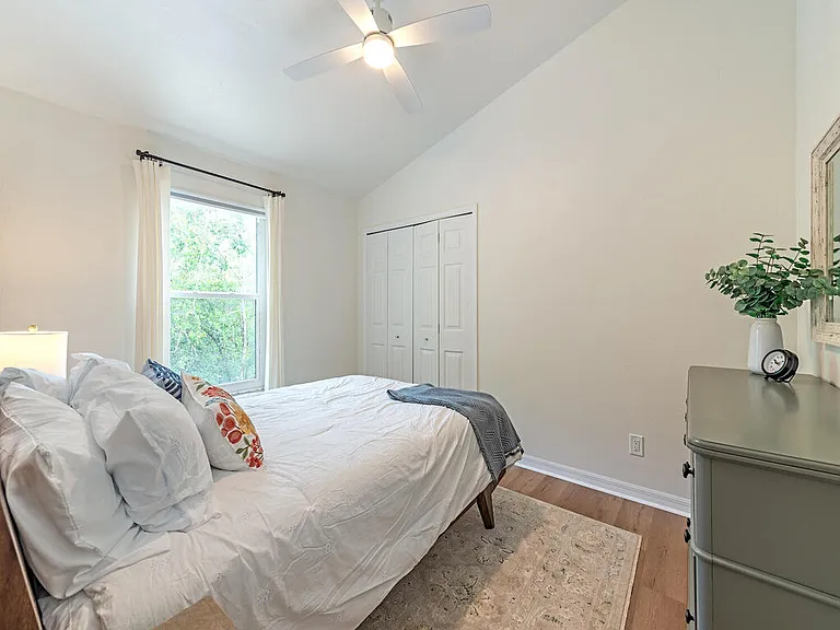 5710 Marimin Dr — Photo 9