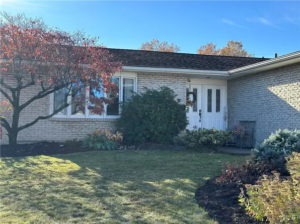 1126 Congress St, Whitehall, PA 18052