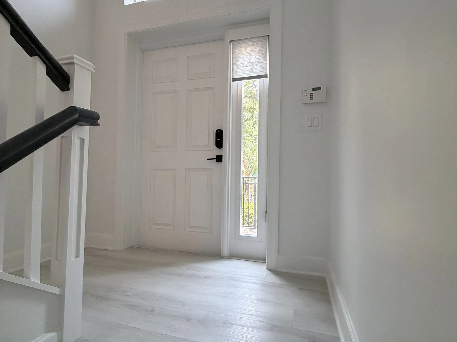3 bed, 3.5 bath, 1803 sqft, $3,950 — Photo 3